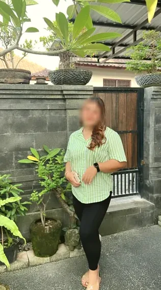 Annika, 39