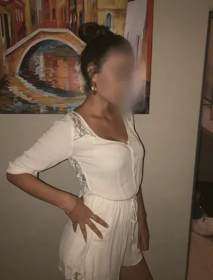 Carina, 32