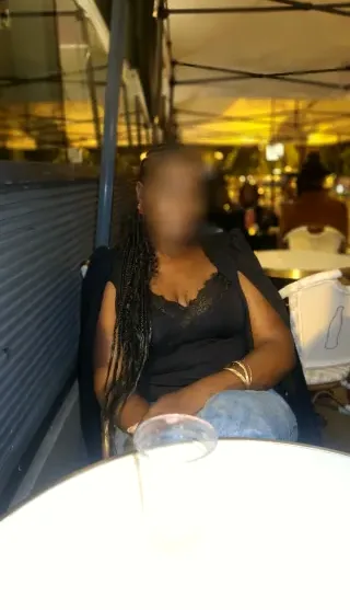 Charlotte, 34