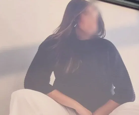 Diana, 37
