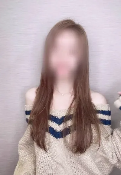 Marlene, 28