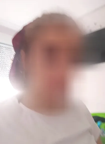 Nora, 28